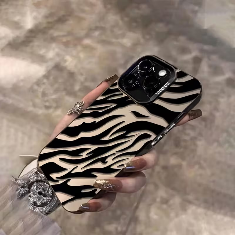 Zebra Pattern Black Advanced I - Apple Iphone 15 Pro Max ulasan dan harga